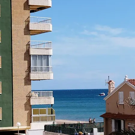 Apartment Parking Privado L Terraza Relajante Junto Al Mar *